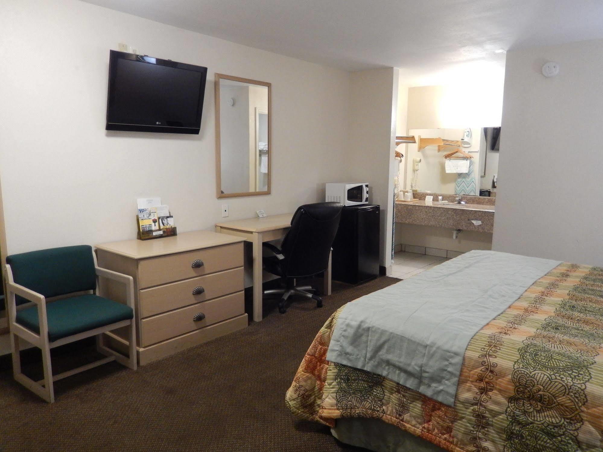 Executive Inn Pearsall Buitenkant foto